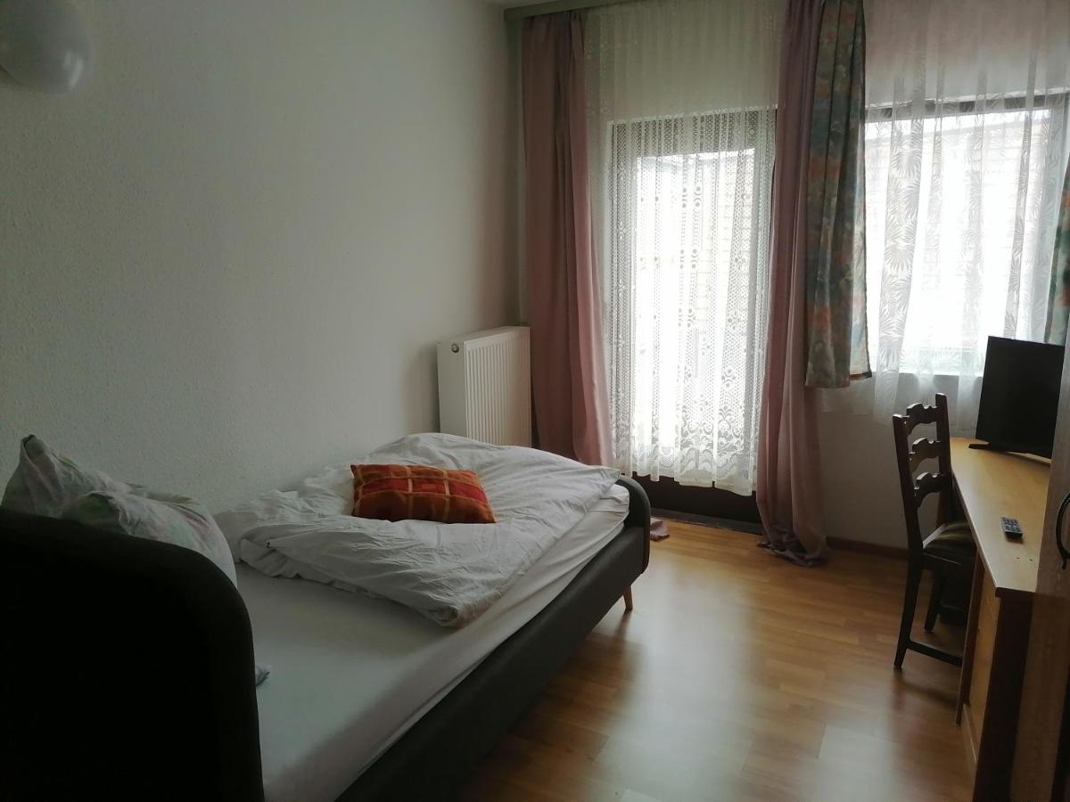 Gasthaus Zur Rose Malsch  外观 照片