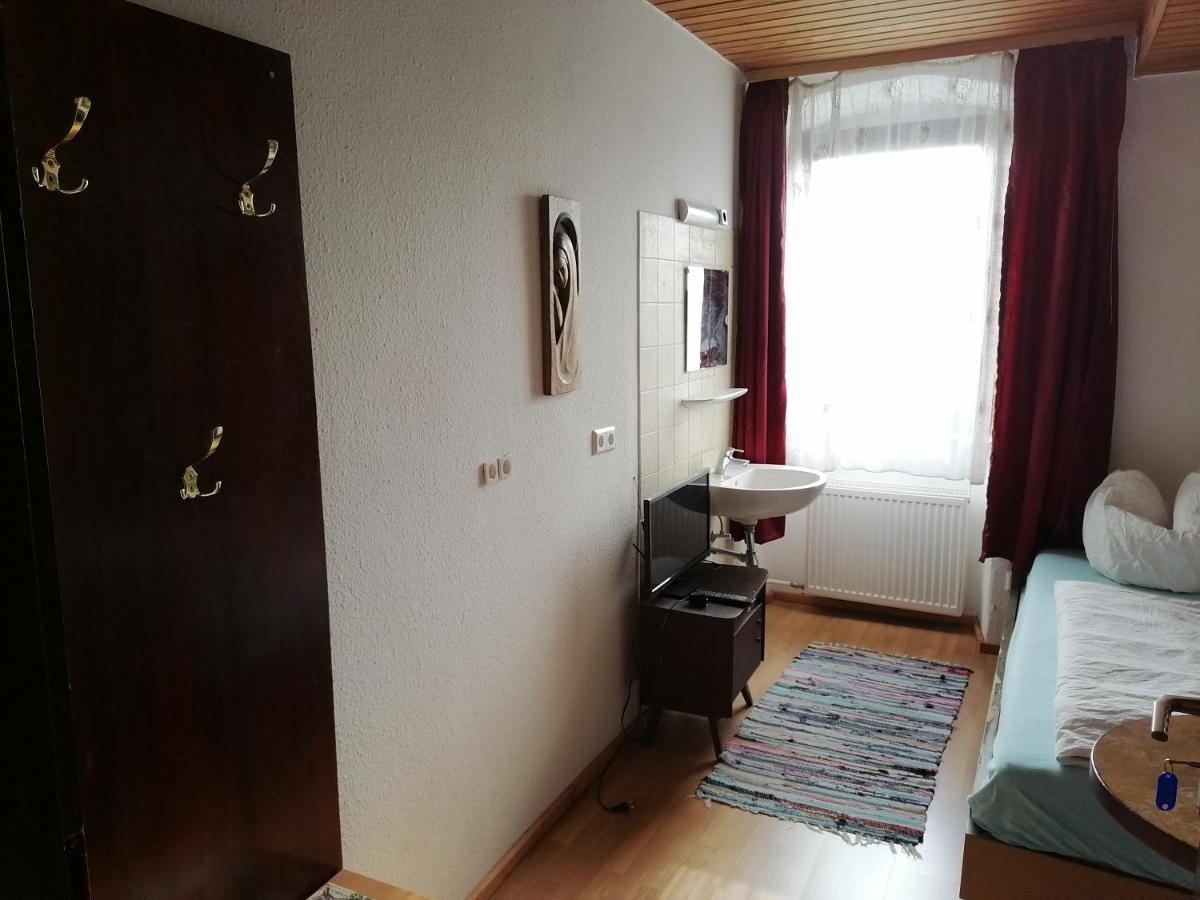 Gasthaus Zur Rose Malsch  外观 照片