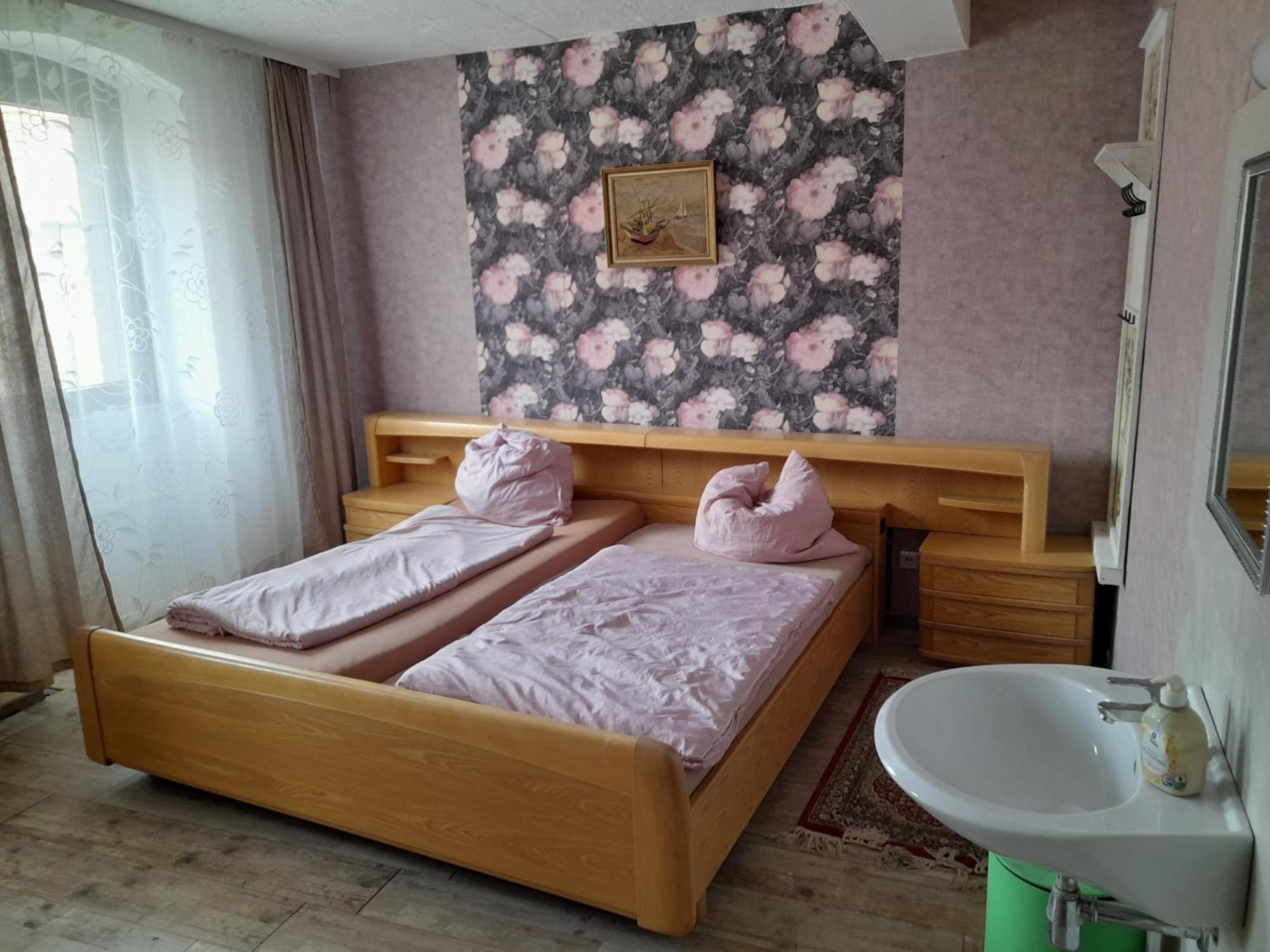 Gasthaus Zur Rose Malsch  外观 照片